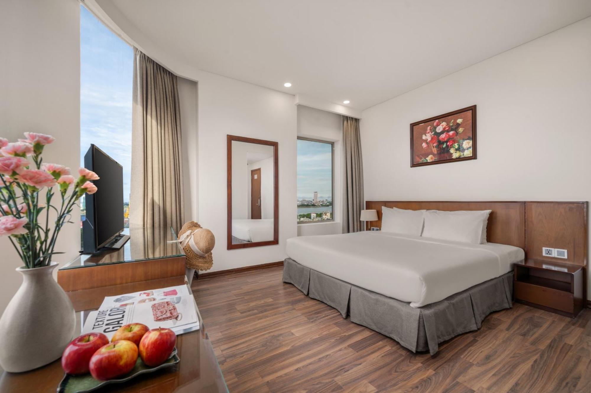 Mitisa Hotel Da Nang - Near Dragon Bridge Buitenkant foto
