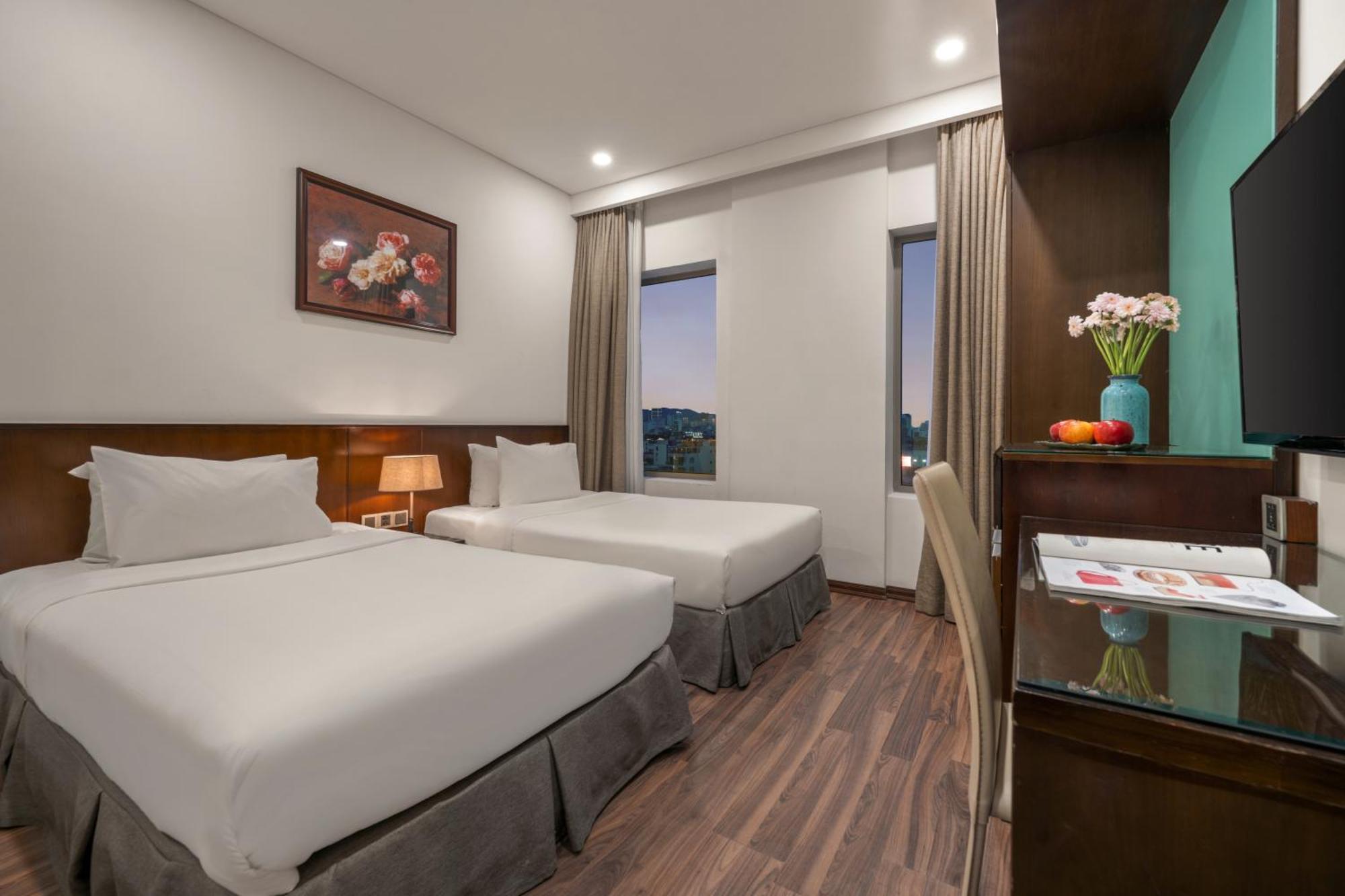 Mitisa Hotel Da Nang - Near Dragon Bridge Buitenkant foto