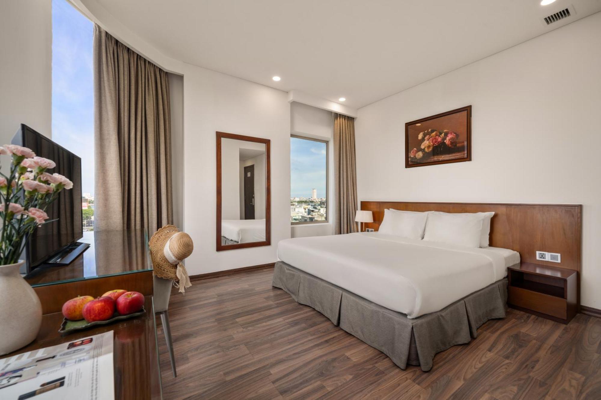 Mitisa Hotel Da Nang - Near Dragon Bridge Buitenkant foto