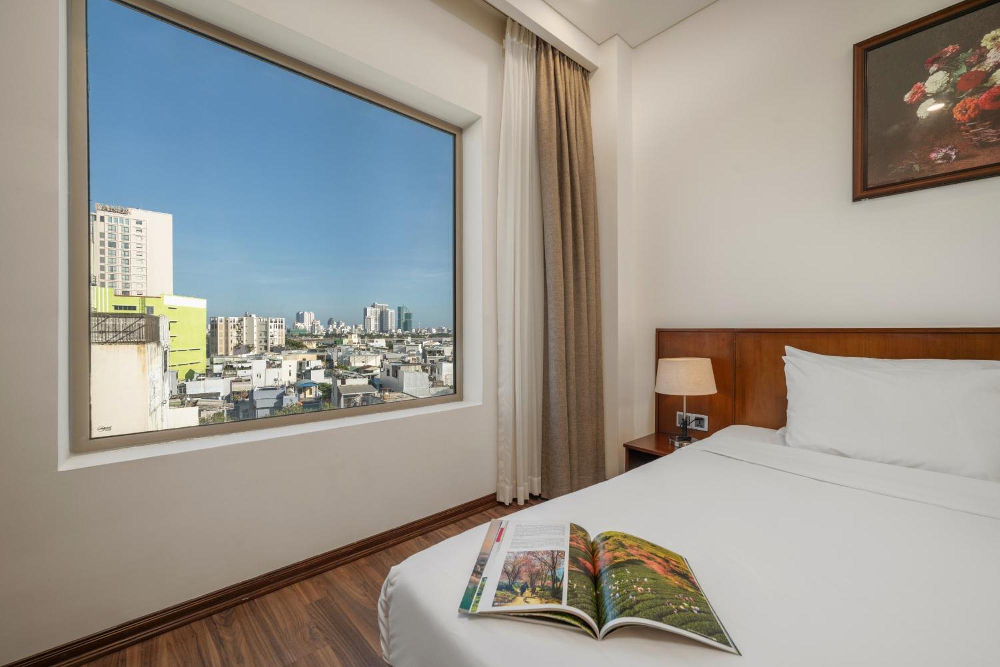 Mitisa Hotel Da Nang - Near Dragon Bridge Buitenkant foto