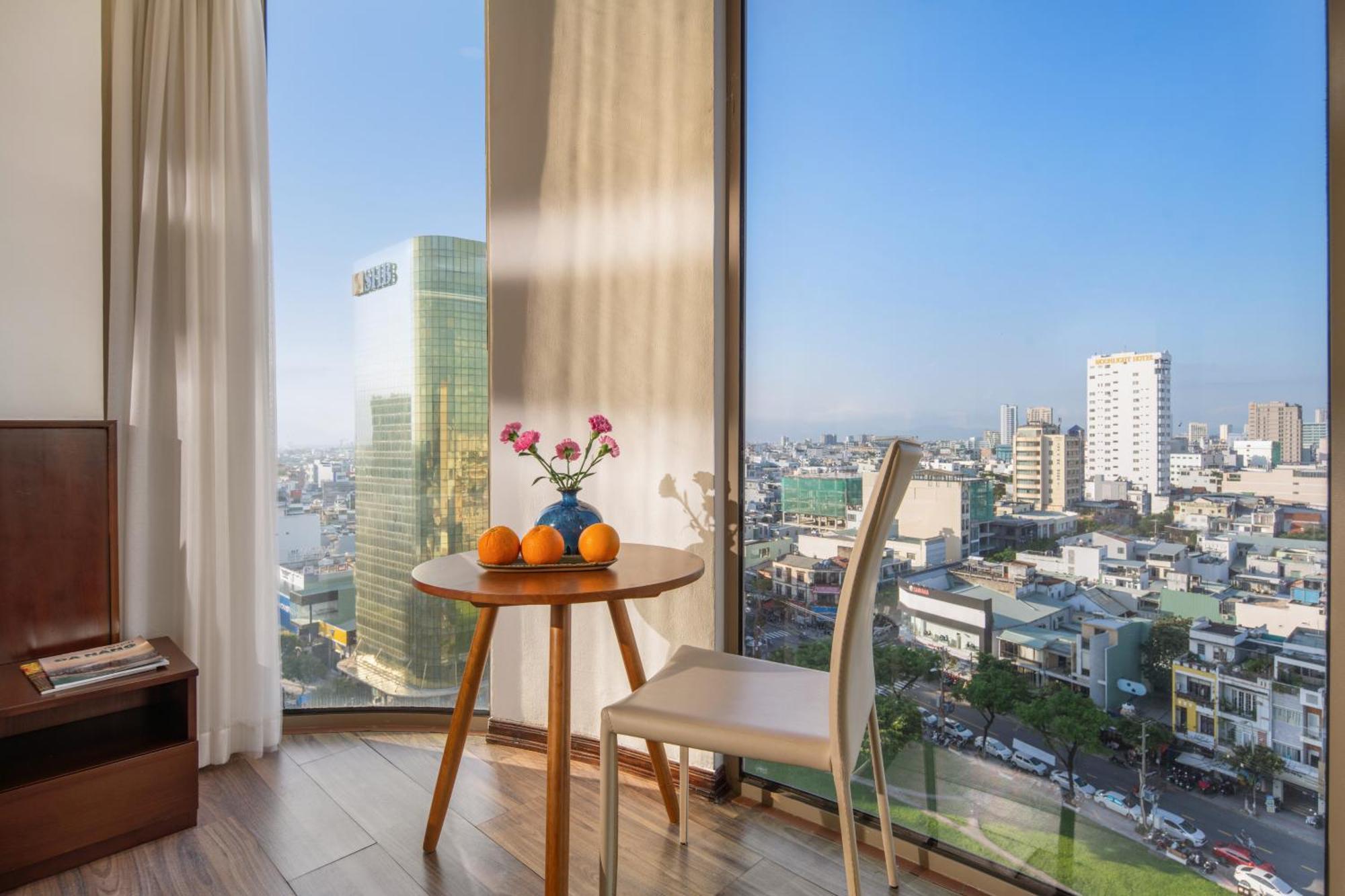 Mitisa Hotel Da Nang - Near Dragon Bridge Buitenkant foto