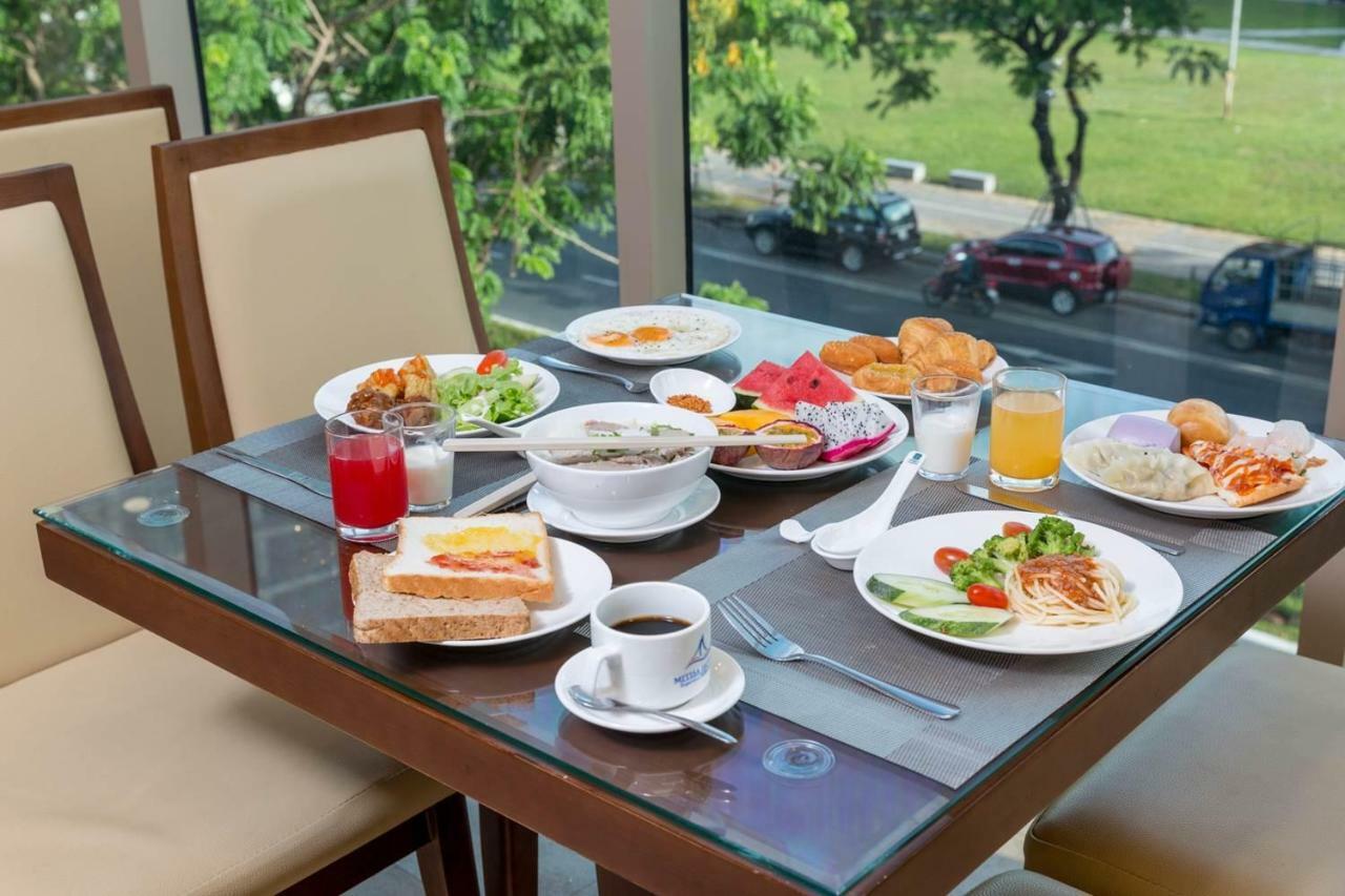 Mitisa Hotel Da Nang - Near Dragon Bridge Buitenkant foto