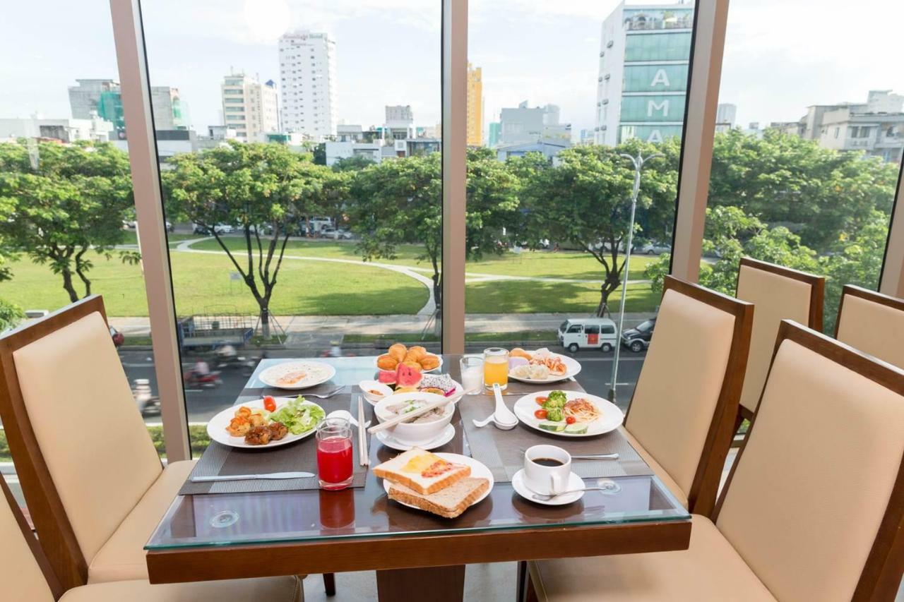 Mitisa Hotel Da Nang - Near Dragon Bridge Buitenkant foto